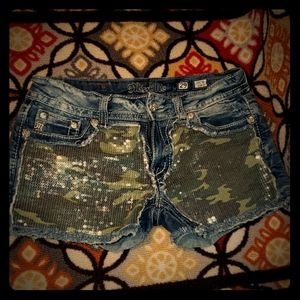 Camouflage sequin Miss Me shorts